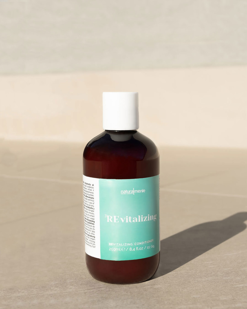 REVITALIZING Conditioner Naturalmente Spain